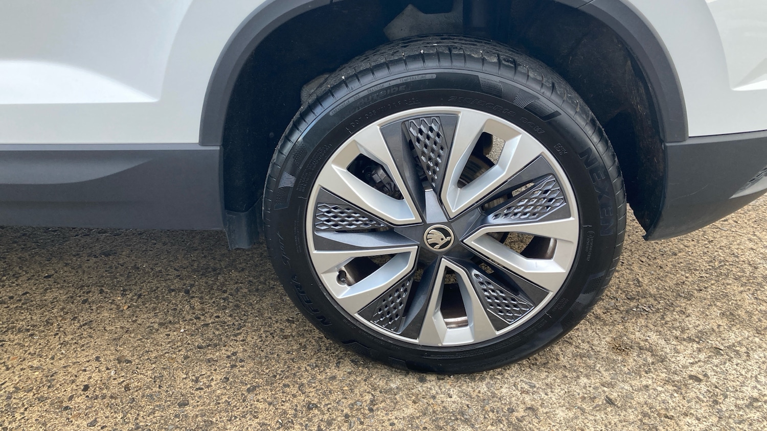 Used Skoda Karoq 2024 for sale - 76556675: Photo 22