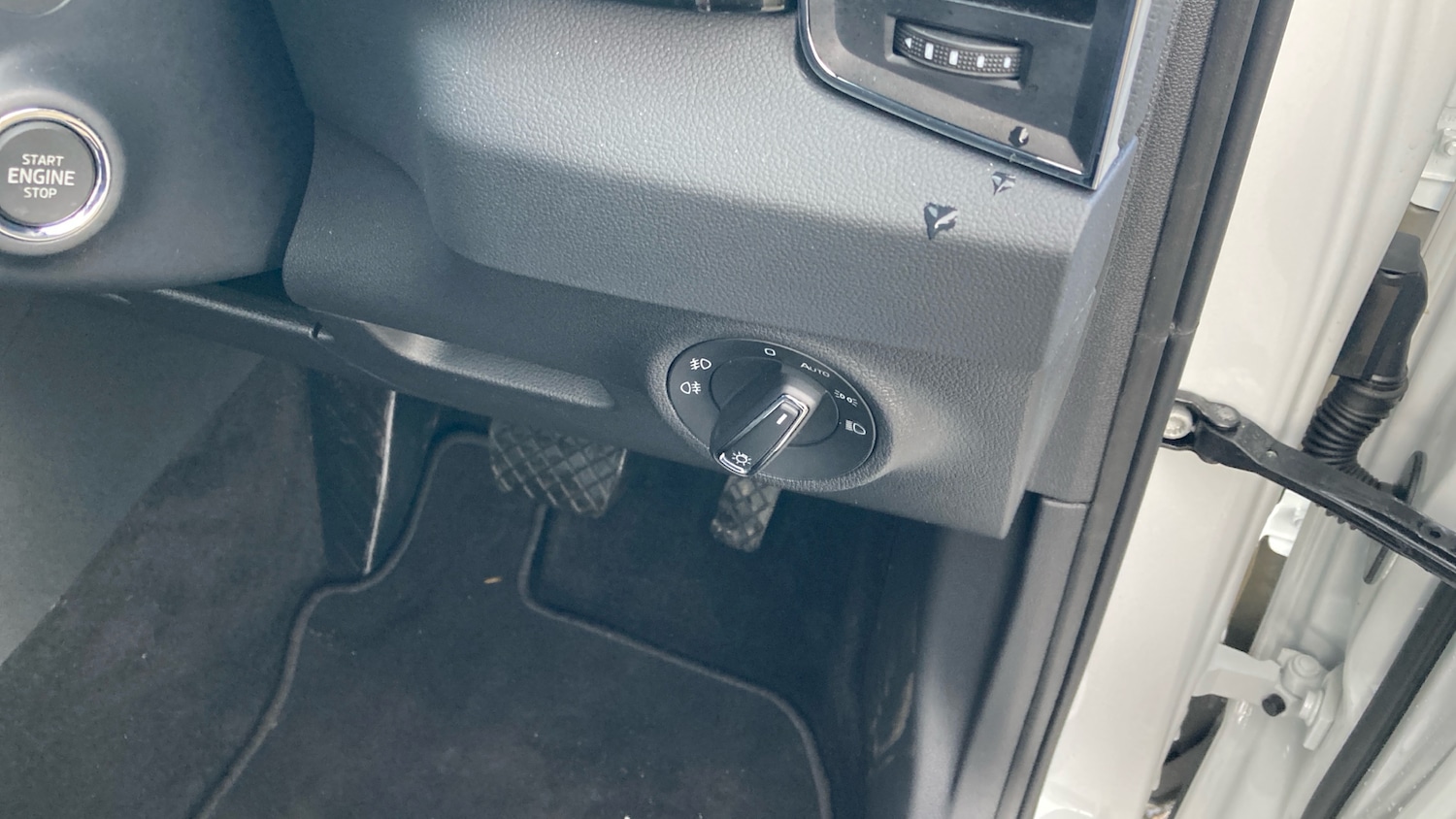 Used Skoda Karoq 2024 for sale - 76556675: Photo 24