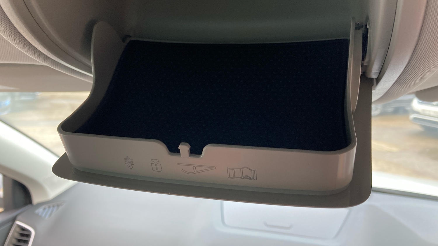 Used Skoda Karoq 2024 for sale - 76556675: Photo 45