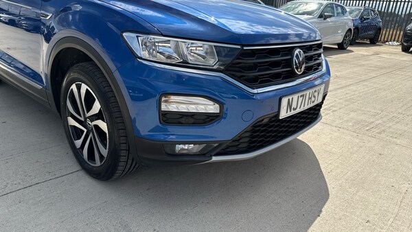 Used Volkswagen T-Roc 2021 for sale - 75303794: Photo 30