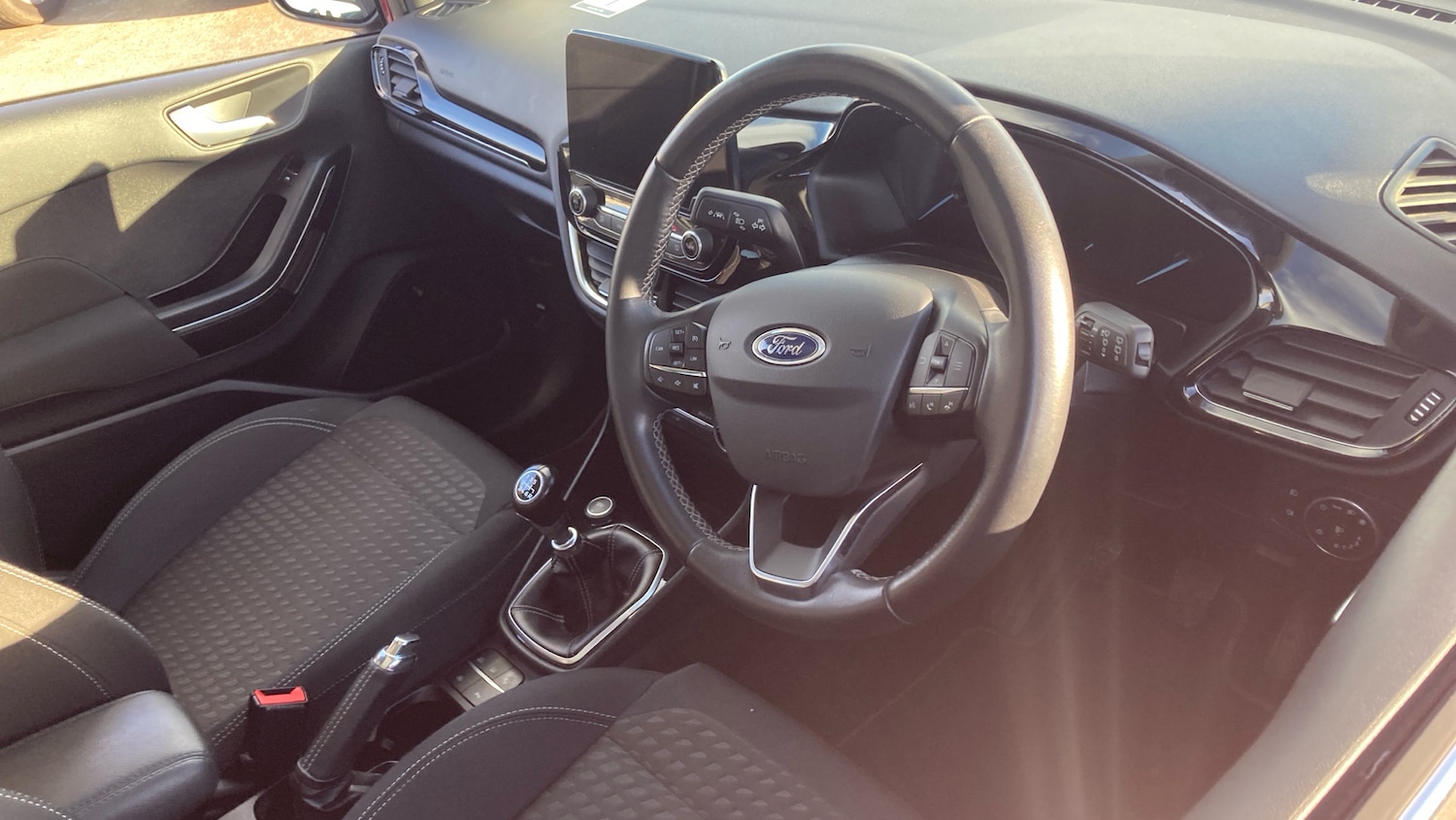 Used Ford Fiesta 2017 for sale - 77094019: Photo 11