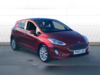 2017 (17) - 1.0 EcoBoost 125 Titanium 5dr Petrol Hatchback