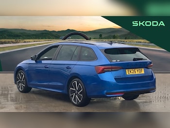 Used Skoda Octavia 2025 for sale - 77300257: Photo