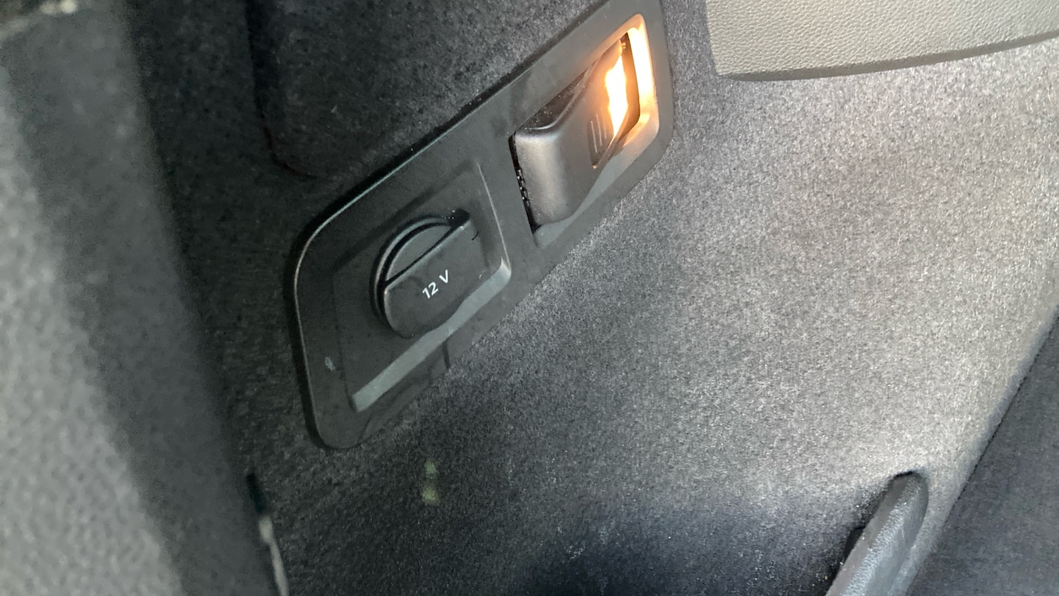 Used Skoda Karoq 2019 for sale - 77125666: Photo 43