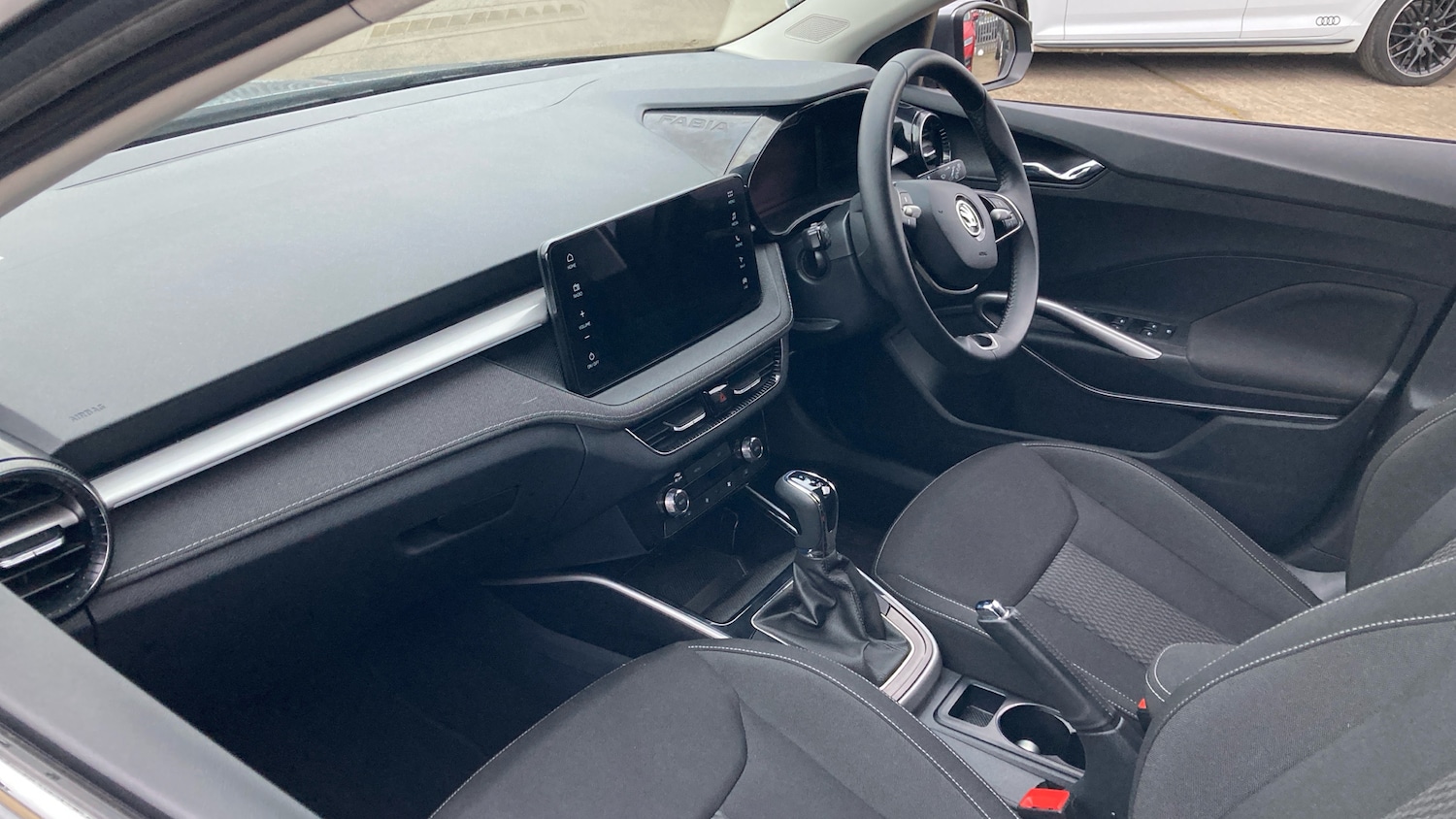 Used Skoda Fabia 2024 for sale - 76859089: Photo 2