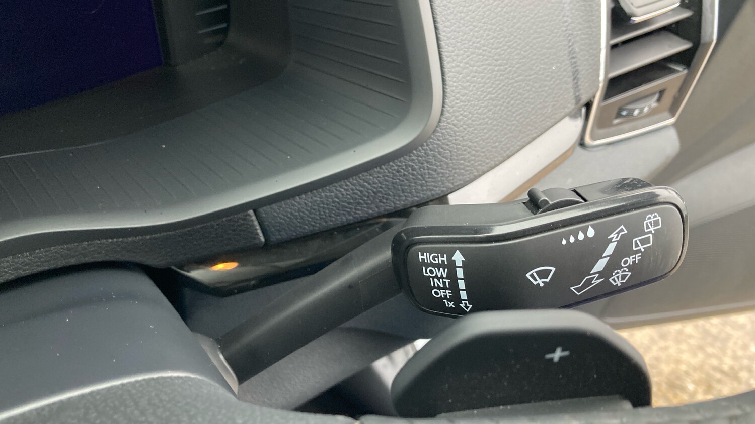 Used Skoda Karoq 2024 for sale - 77640023: Photo 27