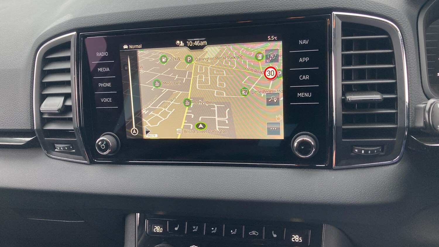 Used Skoda Karoq 2024 for sale - 77640023: Photo 32