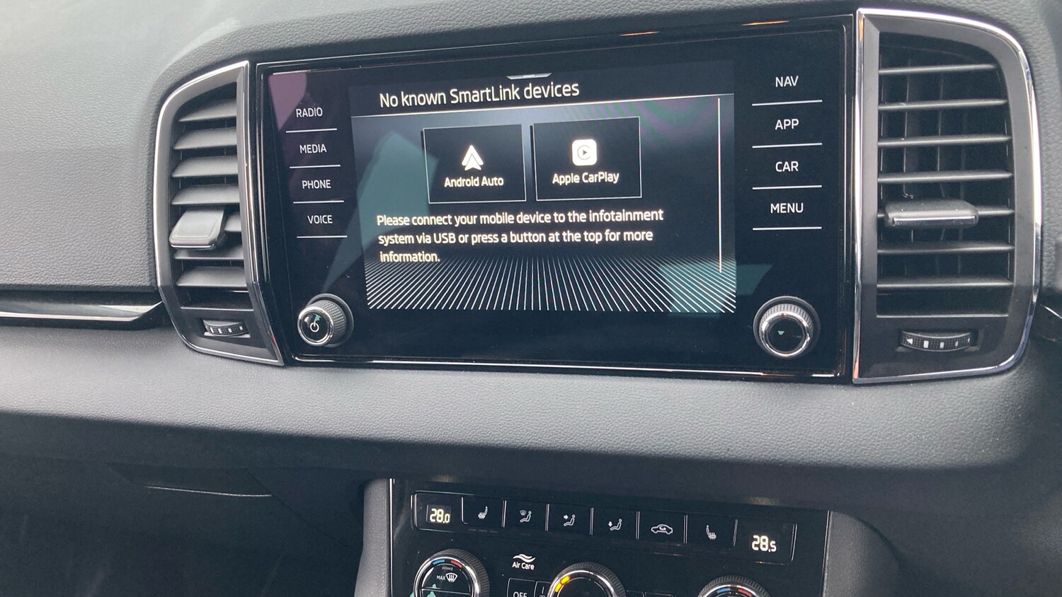 Used Skoda Karoq 2024 for sale - 77640023: Photo 33