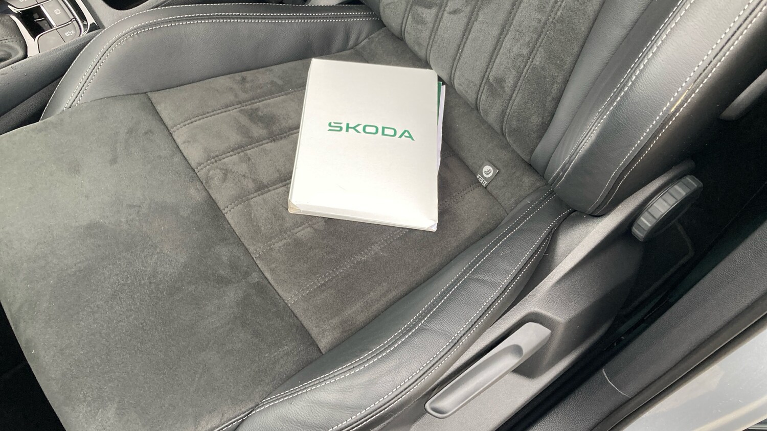 Used Skoda Karoq 2024 for sale - 77640023: Photo 45
