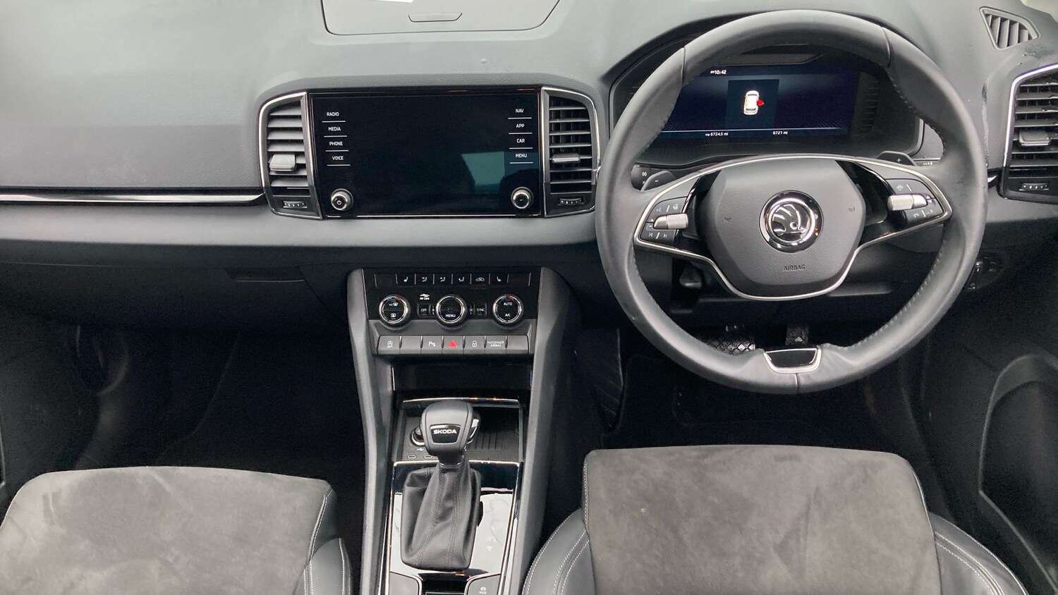 Used Skoda Karoq 2024 for sale - 77640023: Photo 9