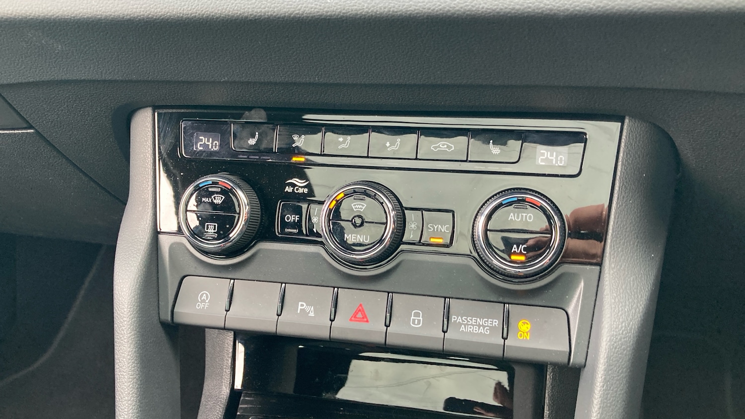 Used Skoda Karoq 2025 for sale - 76542793: Photo 13