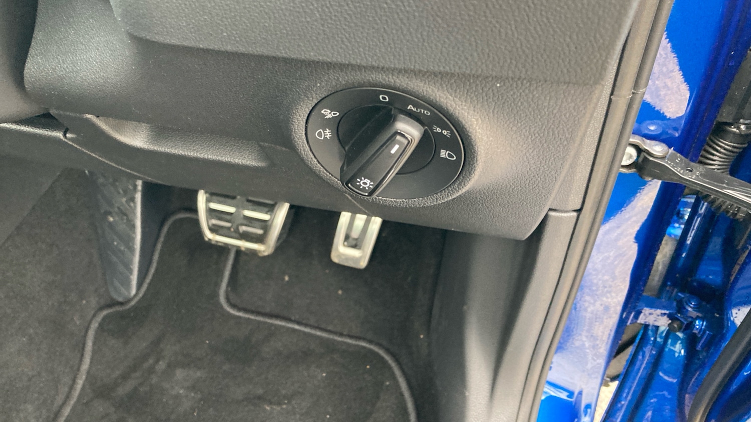 Used Skoda Karoq 2025 for sale - 76542793: Photo 30