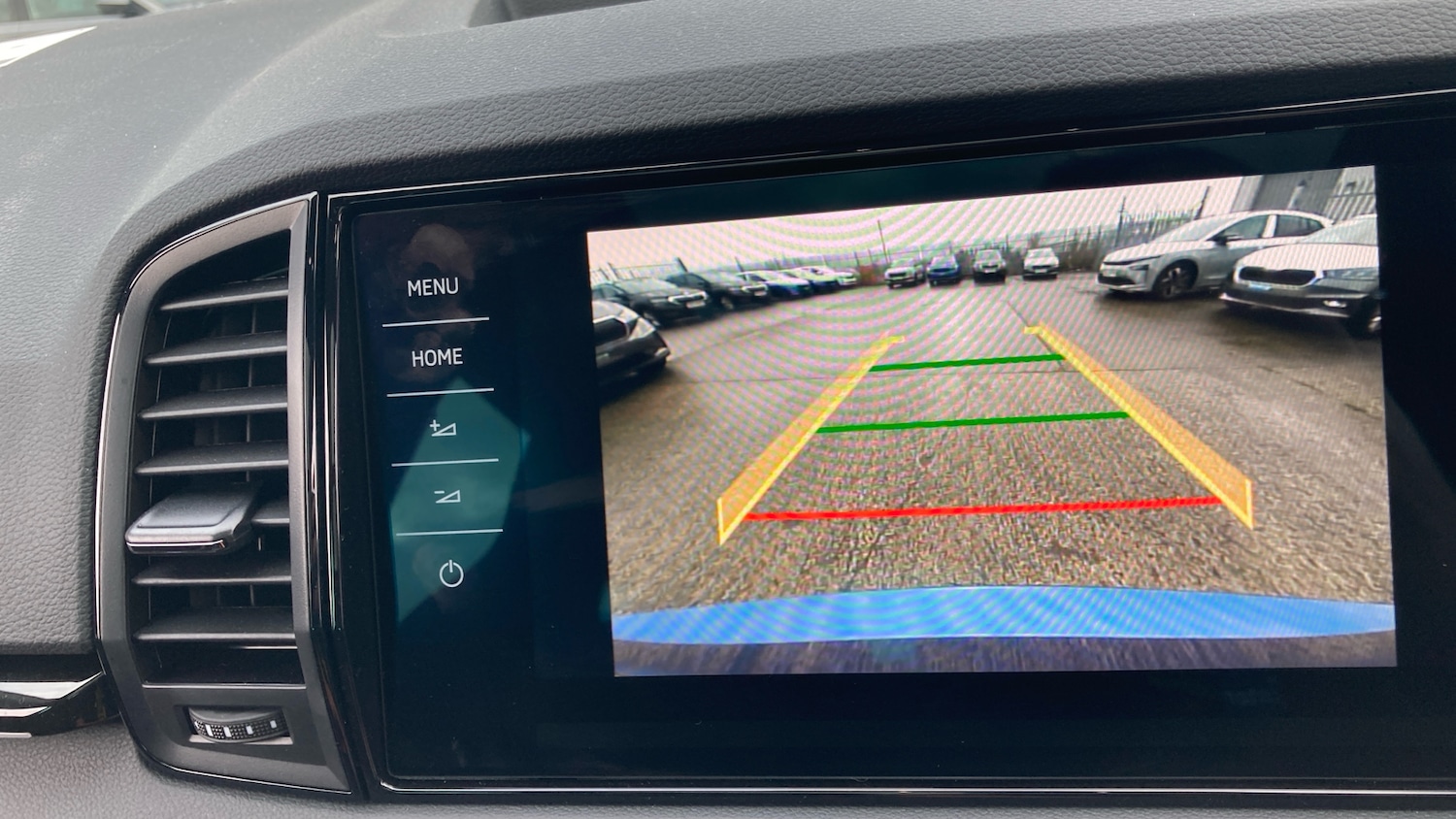 Used Skoda Karoq 2025 for sale - 76542793: Photo 32