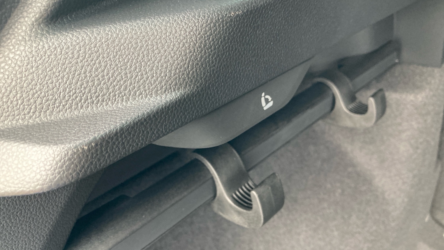 Used Skoda Karoq 2025 for sale - 76542793: Photo 43