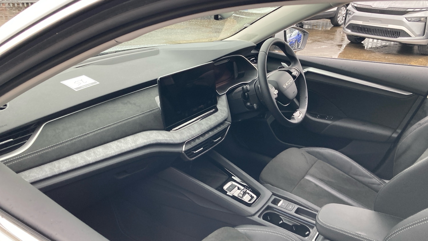 Used Skoda Octavia 2025 for sale - 77461510: Photo 2