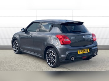 Used Suzuki Swift 2019 for sale - 79341035: Photo