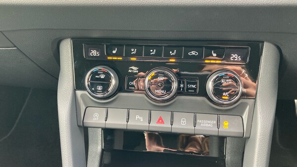 Used Skoda Karoq 2025 for sale - 76207649: Photo 21