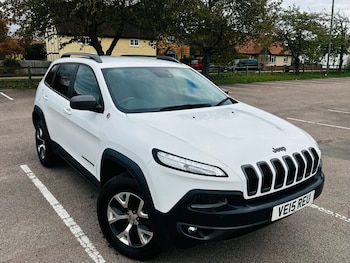 Used Jeep Cherokee 2015 for sale - 76250093: Photo