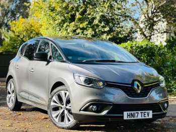 Used Renault Scenic 2017 for sale - 72393659: Photo