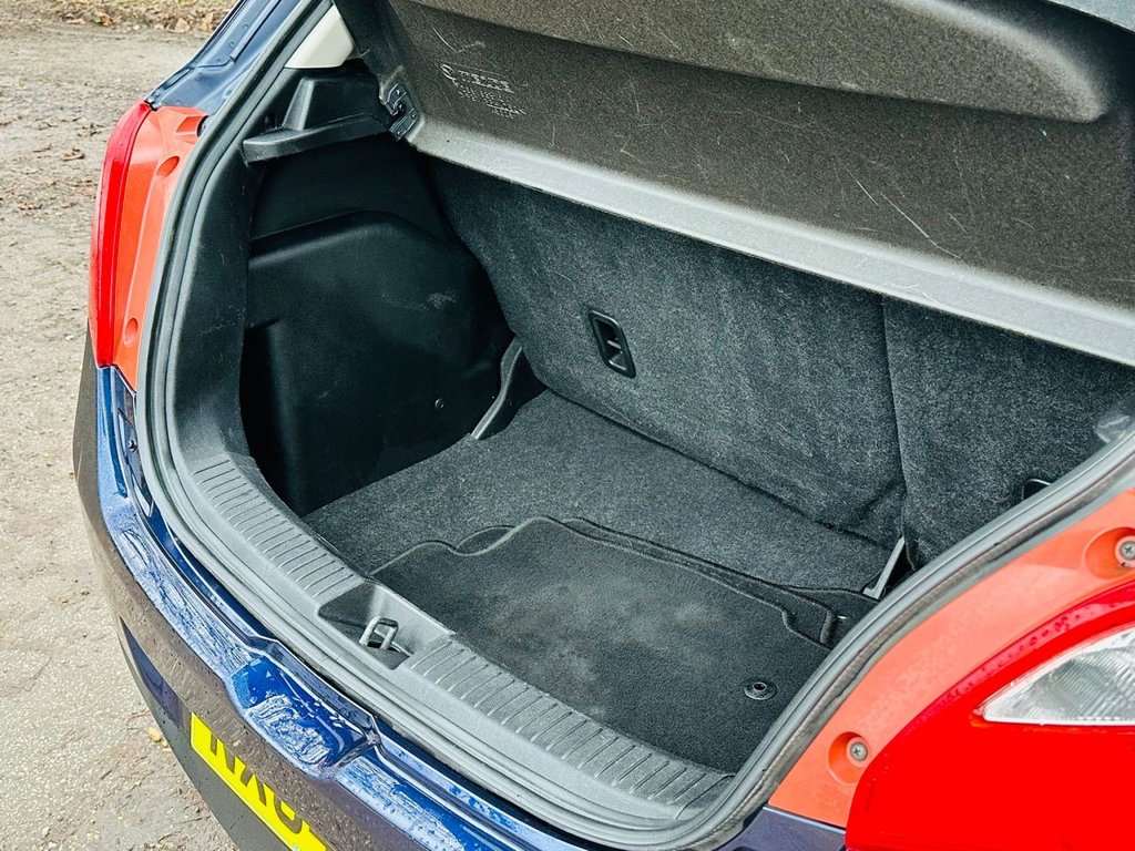 Used Mazda Mazda2 2014 for sale - 76973804: Photo 17