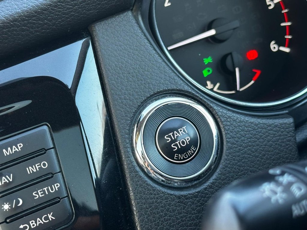 Used Nissan Qashqai 2016 for sale - 76323599: Photo 32