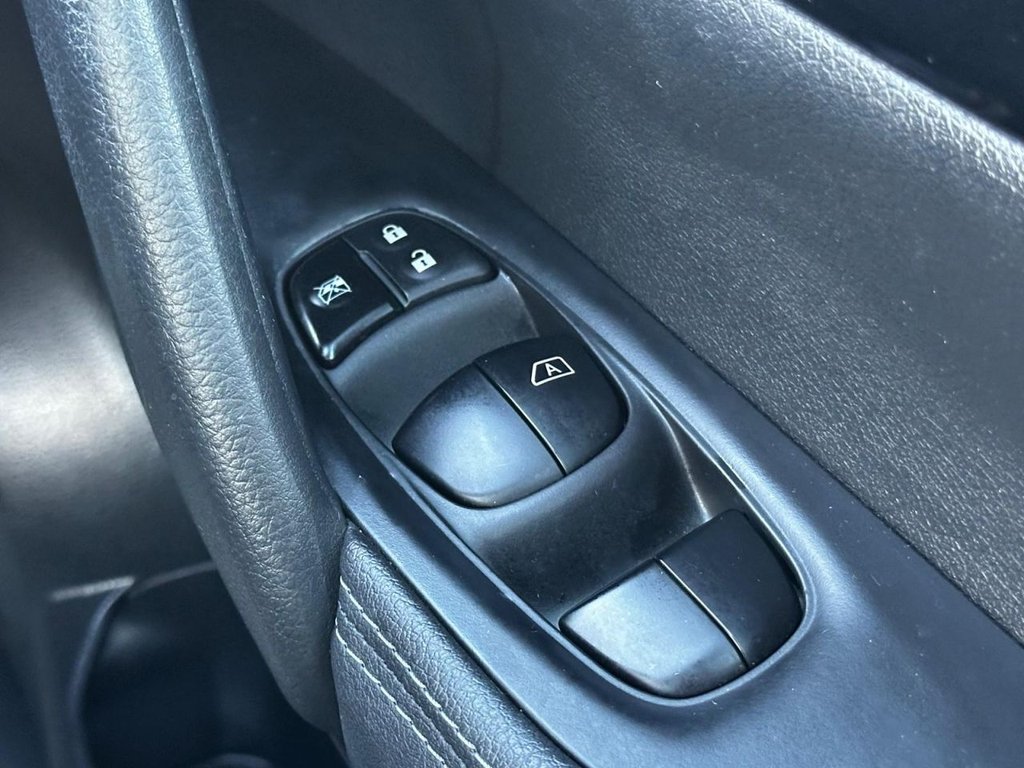 Used Nissan Qashqai 2016 for sale - 76323599: Photo 34