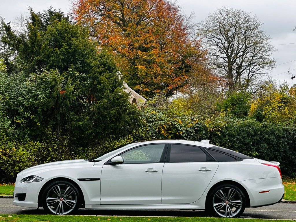 Used Jaguar XJ 2016 for sale - 76454495: Photo 10