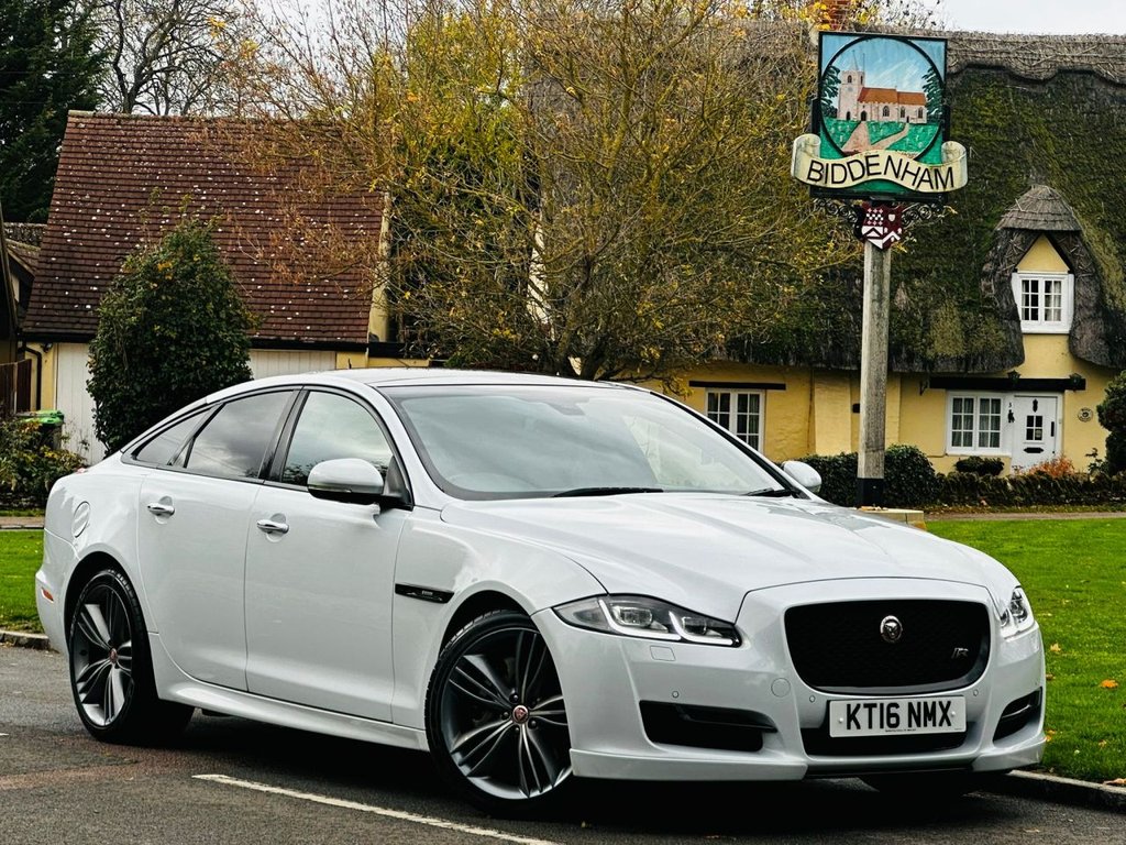 Used Jaguar XJ 2016 for sale - 76454495: Photo 2