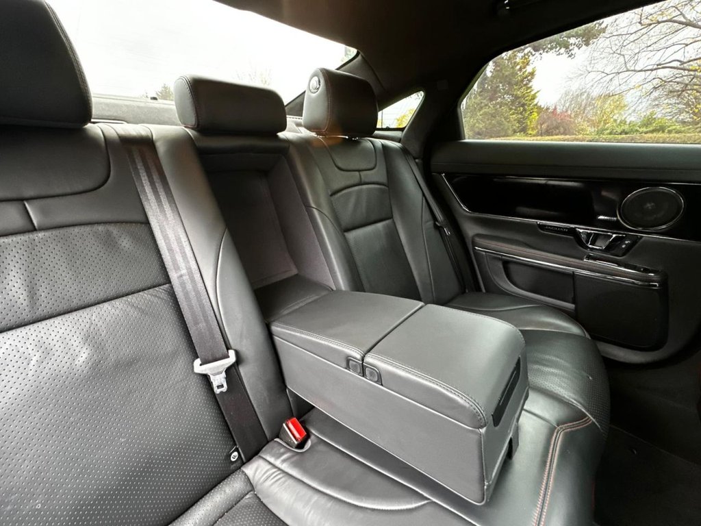 Used Jaguar XJ 2016 for sale - 76454495: Photo 30