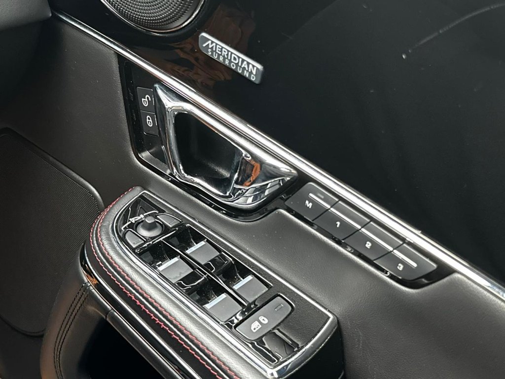 Used Jaguar XJ 2016 for sale - 76454495: Photo 42