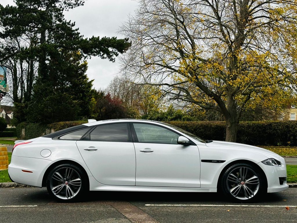 Used Jaguar XJ 2016 for sale - 76454495: Photo 6