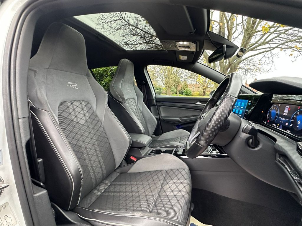 Used Volkswagen Golf 2022 for sale - 76711146: Photo 30