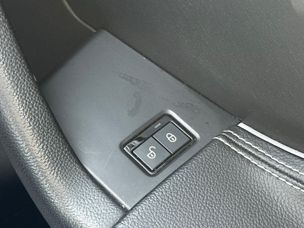 Used Jaguar F-Pace 2019 for sale - 76291609: Photo 30