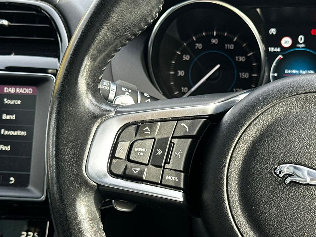 Used Jaguar F-Pace 2019 for sale - 76291609: Photo 38