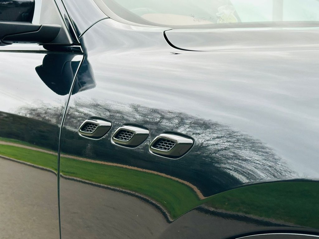 Used Maserati Levante 2017 for sale - 77643024: Photo 17