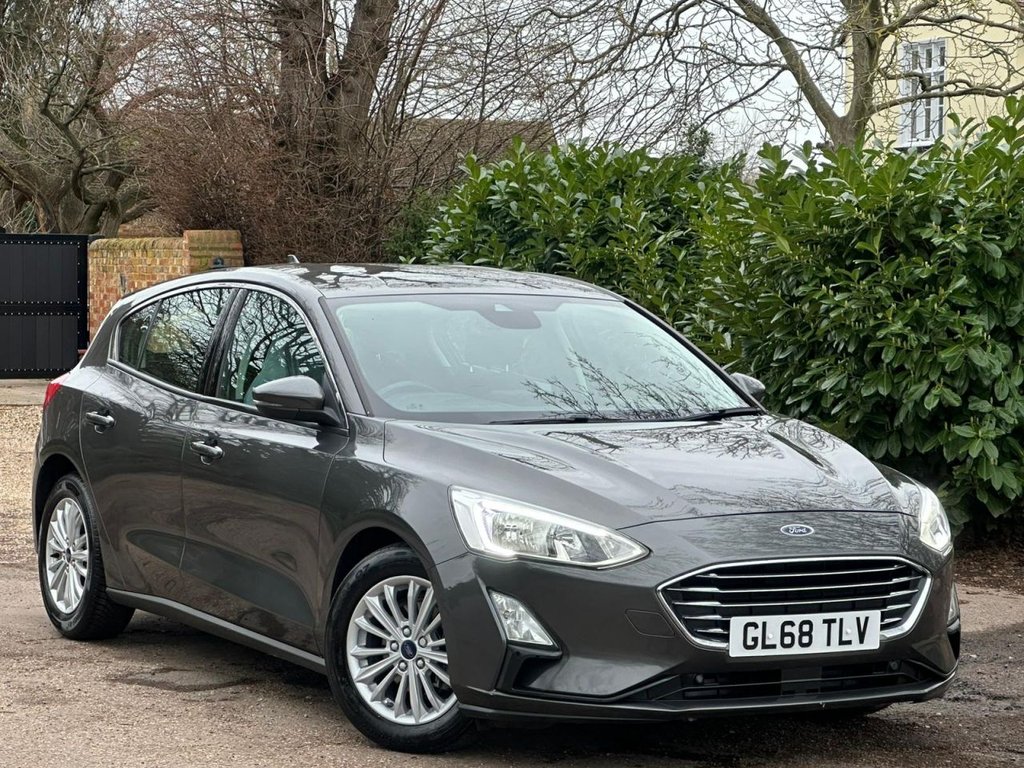 Used Ford Focus 2018 for sale - 77620944: Photo 2