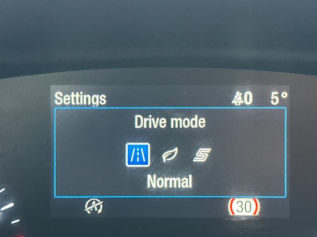 Used Ford Focus 2018 for sale - 77620944: Photo 33