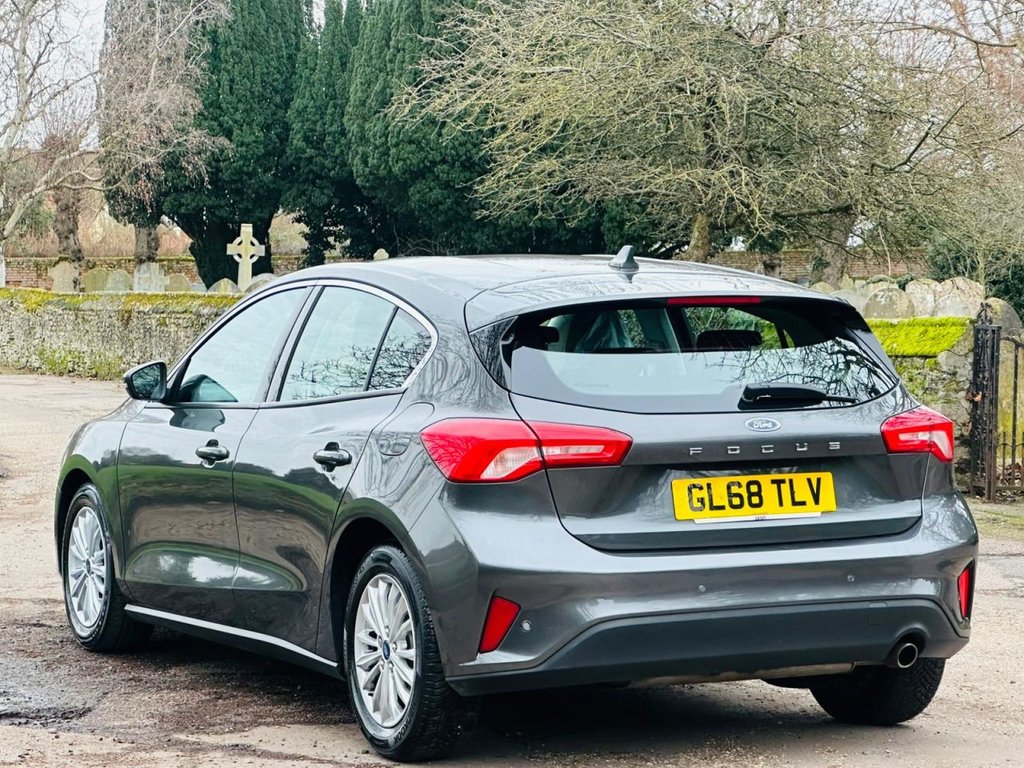 Used Ford Focus 2018 for sale - 77620944: Photo 9