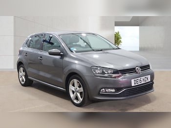 Used Volkswagen Polo 2015 for sale - 79506118: Photo