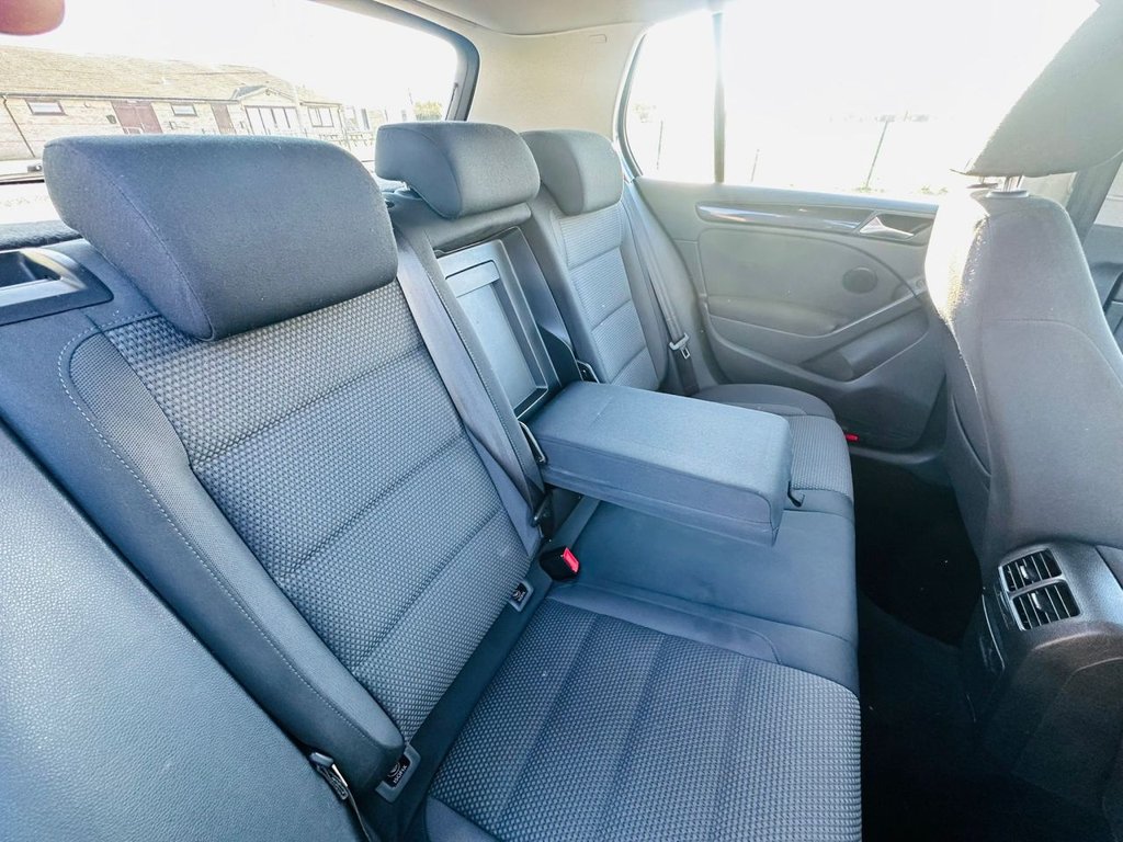 Used Volkswagen Golf 2009 for sale - 77263830: Photo 18