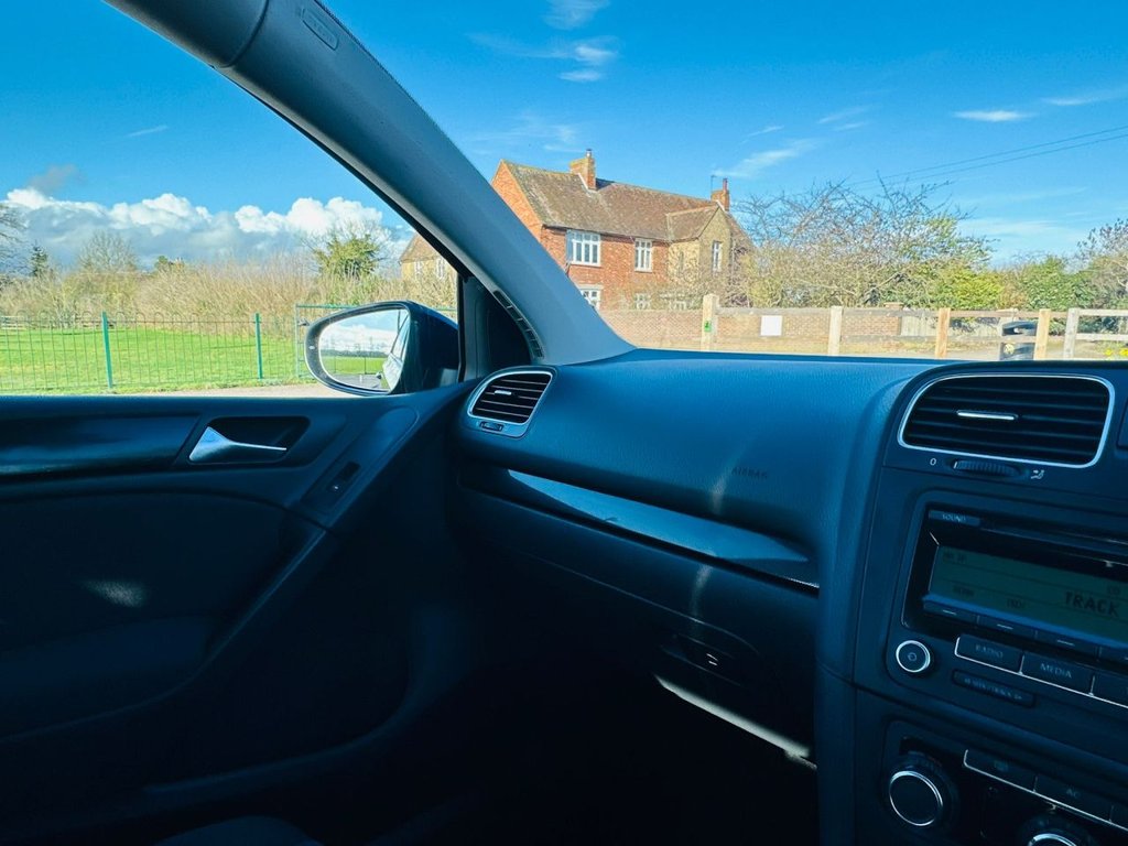 Used Volkswagen Golf 2009 for sale - 77263830: Photo 22