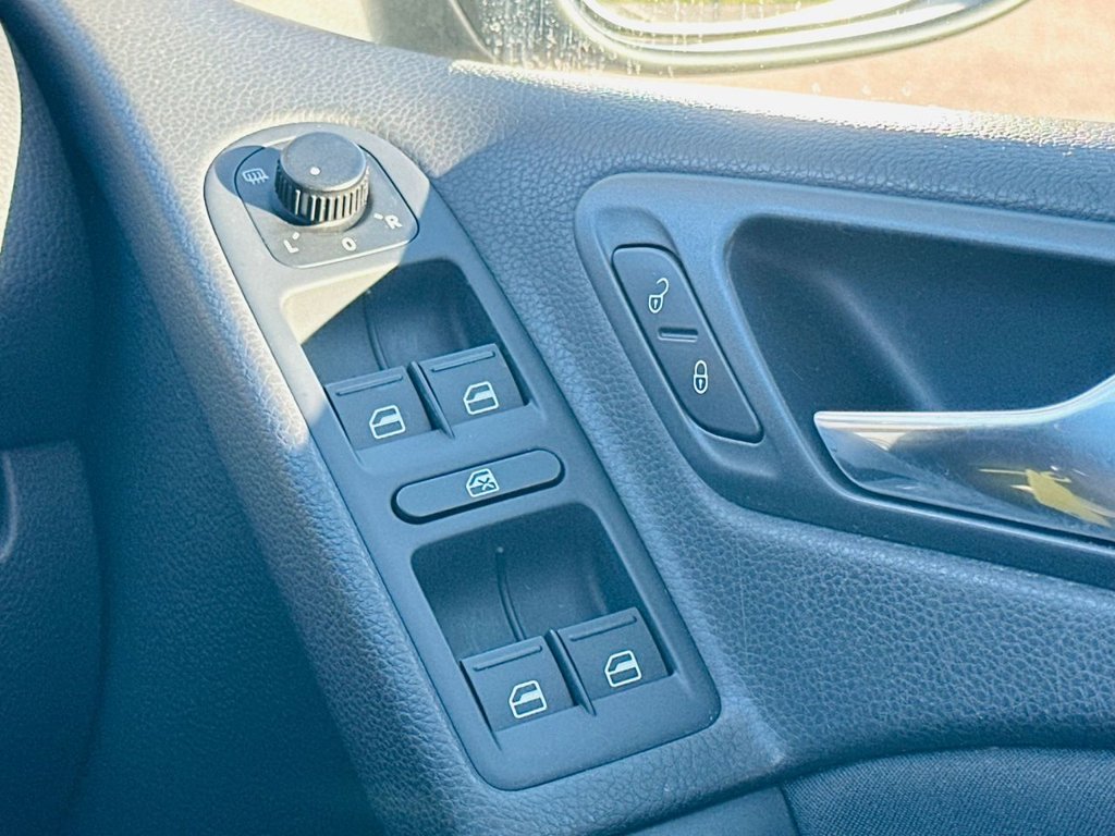 Used Volkswagen Golf 2009 for sale - 77263830: Photo 23