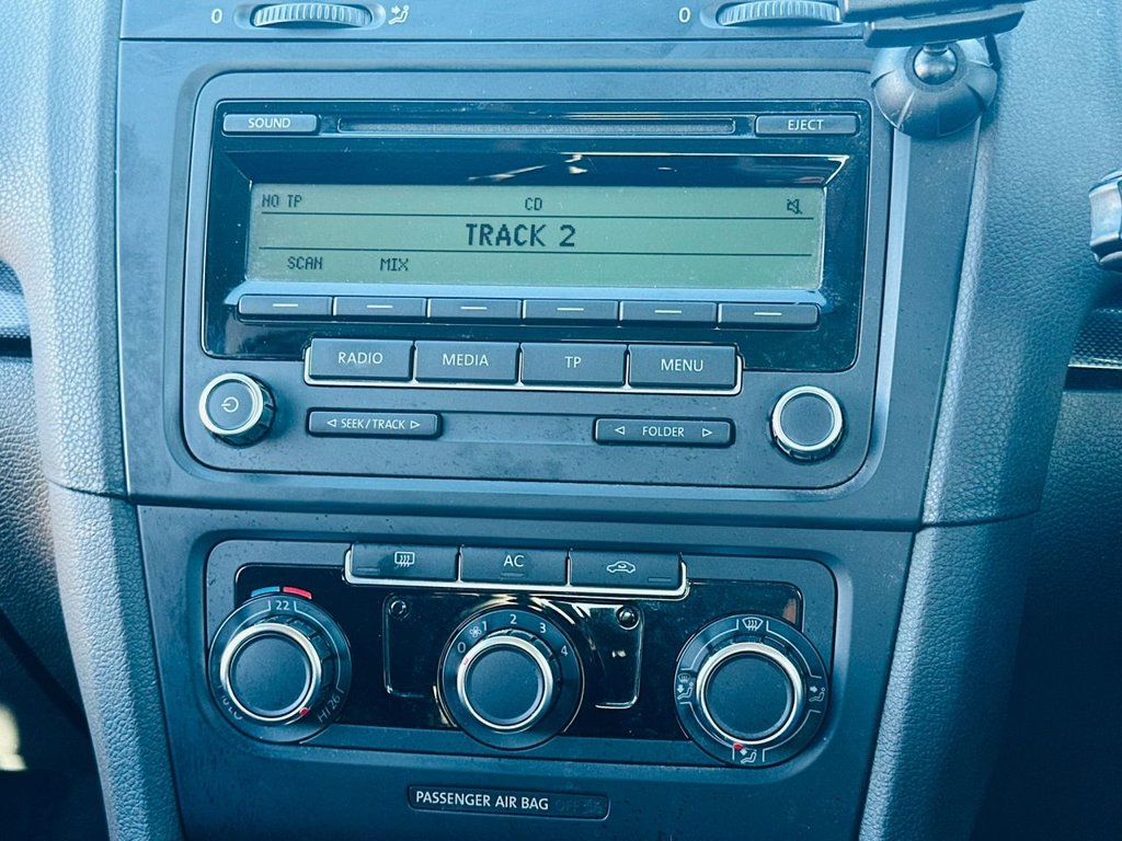 Used Volkswagen Golf 2009 for sale - 77263830: Photo 28