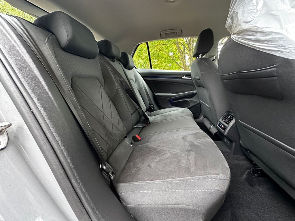 Used Volkswagen Golf 2021 for sale - 75911144: Photo 32