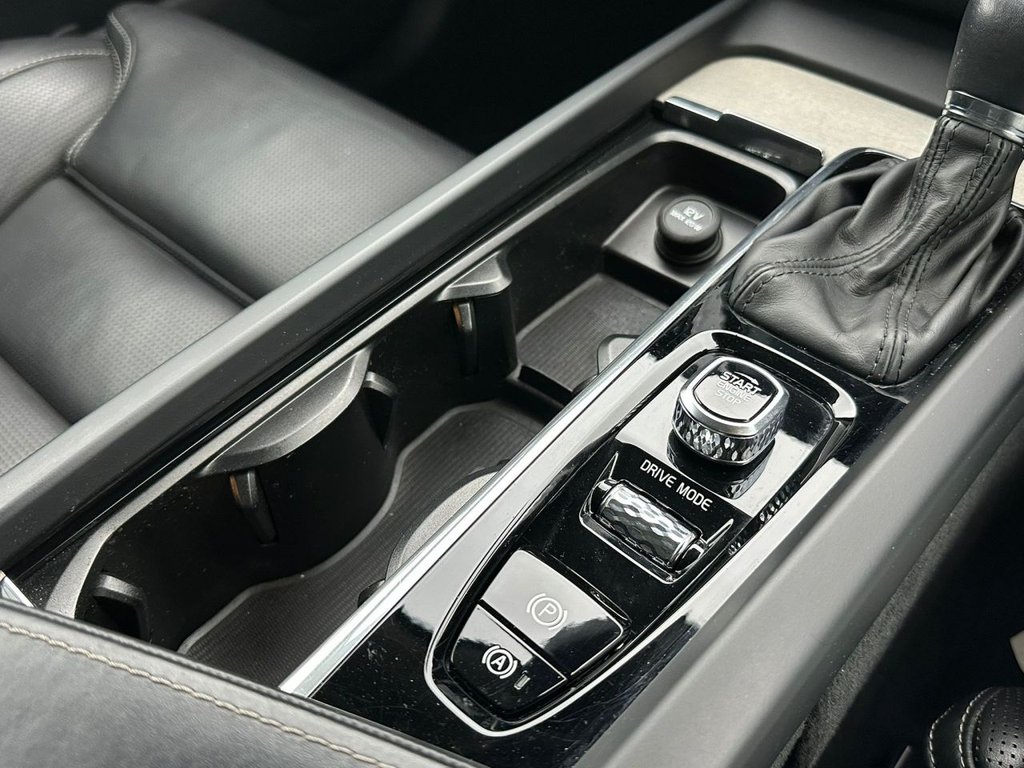 Used Volvo XC60 2019 for sale - 77368859: Photo 37