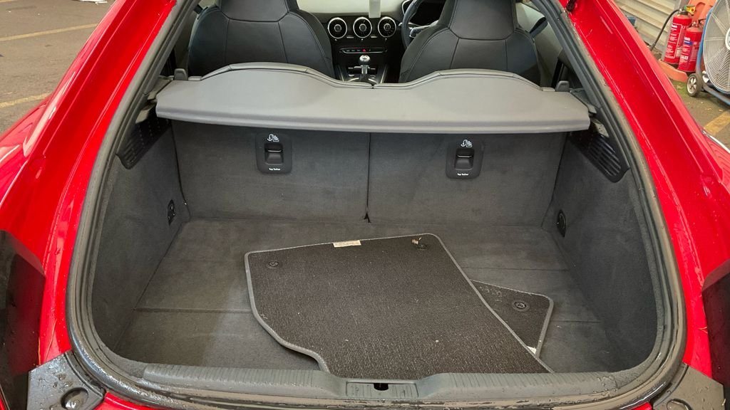 Used Audi TT 2018 for sale - 77139980: Photo 13