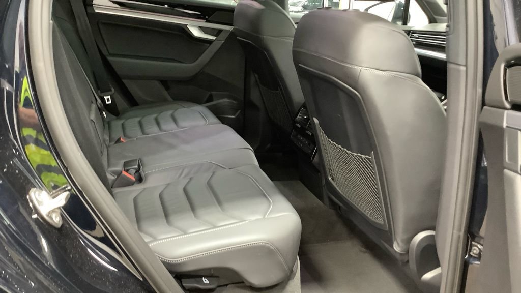 Used Volkswagen Touareg 2019 for sale - 78212484: Photo 16