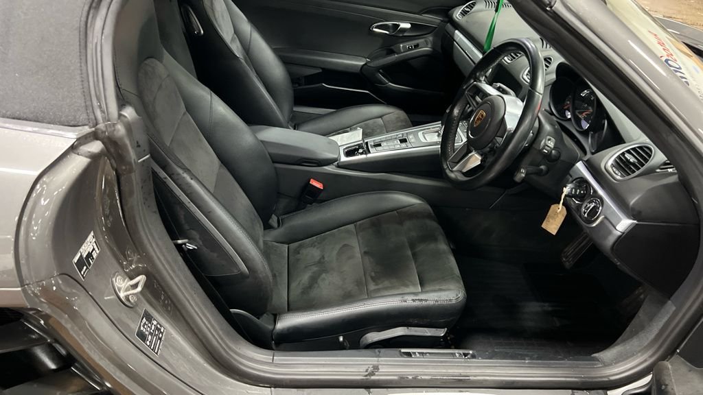 Used Porsche 718 Boxster 2016 for sale - 77356060: Photo 14