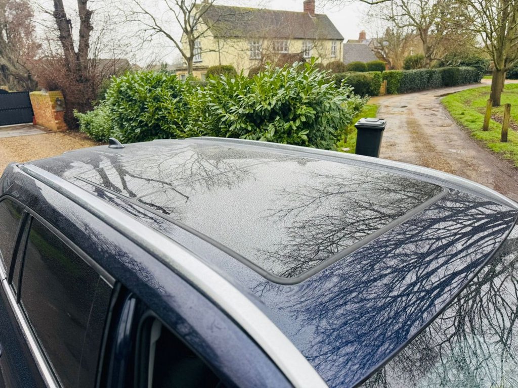 Used Toyota Highlander 2021 for sale - 77571988: Photo 24