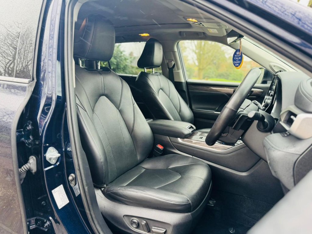 Used Toyota Highlander 2021 for sale - 77571988: Photo 32